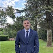 Profesor de economía e inglés apto para todos los niveles
